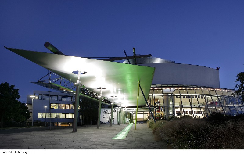 Theaterhof Nachts